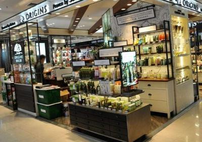 商場一樓為何總被化妝品“占領”？揭秘背后隱藏的商業密碼